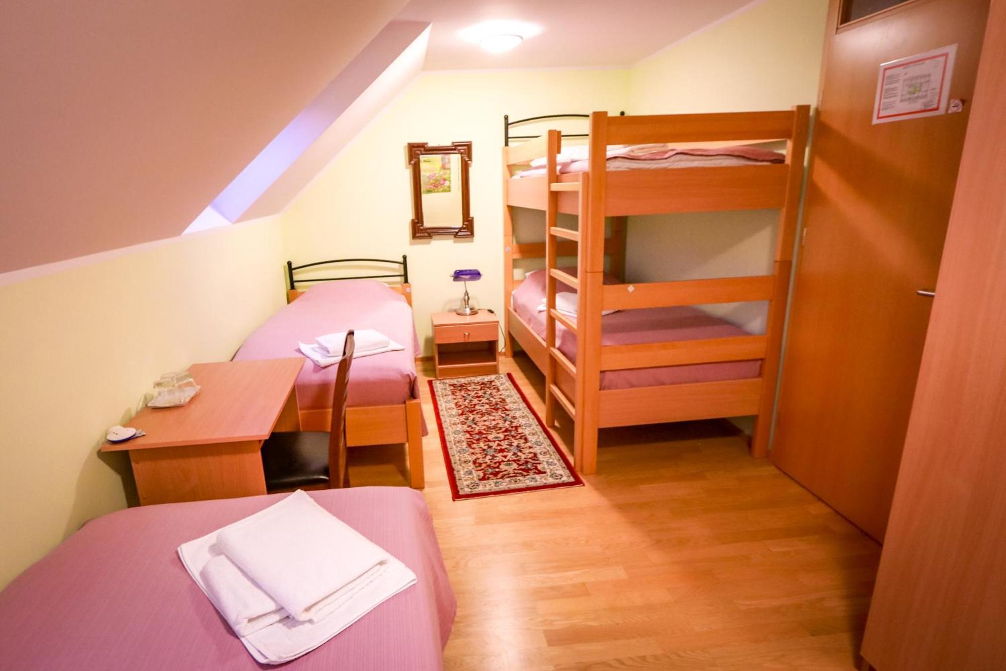 Hostel Strug Makole 외부 사진